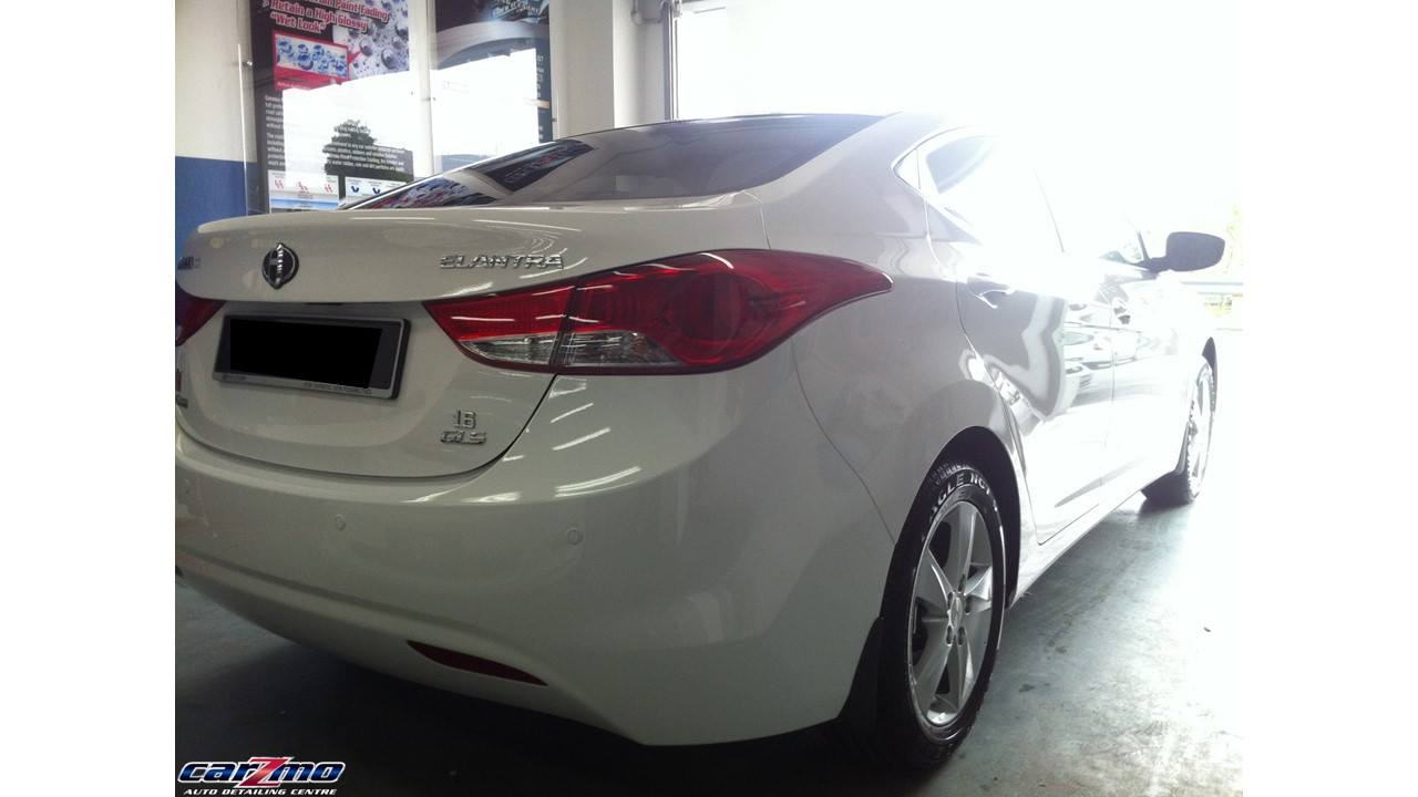 HYUNDAI ELANTRA 2 05