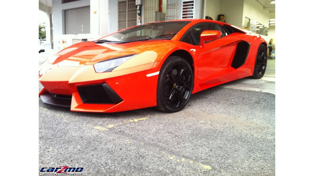 LAMBORGHINI AVENTADOR LP700 03