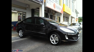 PEUGEOT 408 02