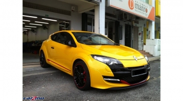 RENAULT MEGANE RS 02