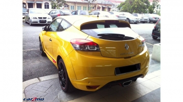 RENAULT MEGANE RS 08