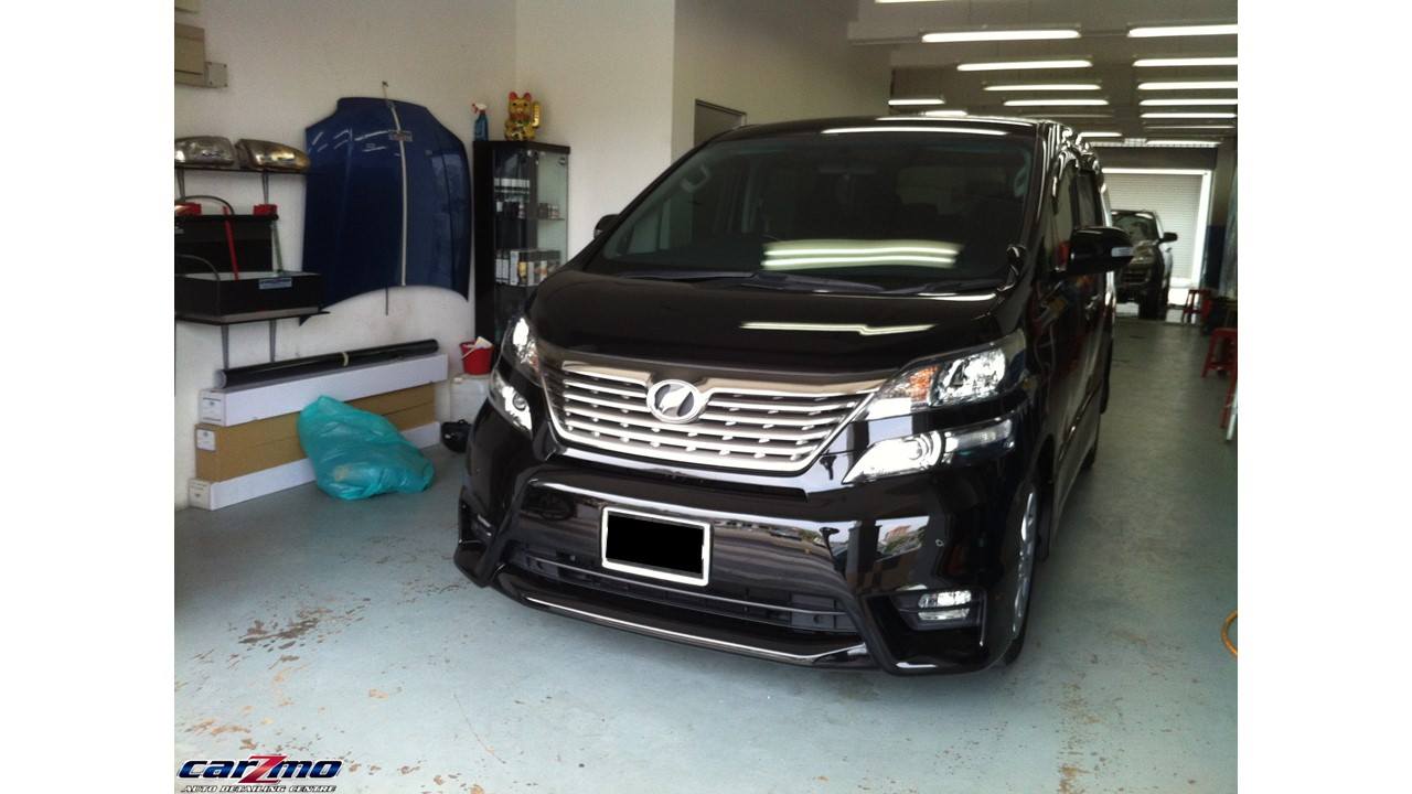 TOYOTA VELLFIRE 01